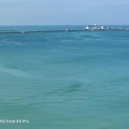 Glory Beach Private Resort 2Br Port Dickson Eksteriør bilde